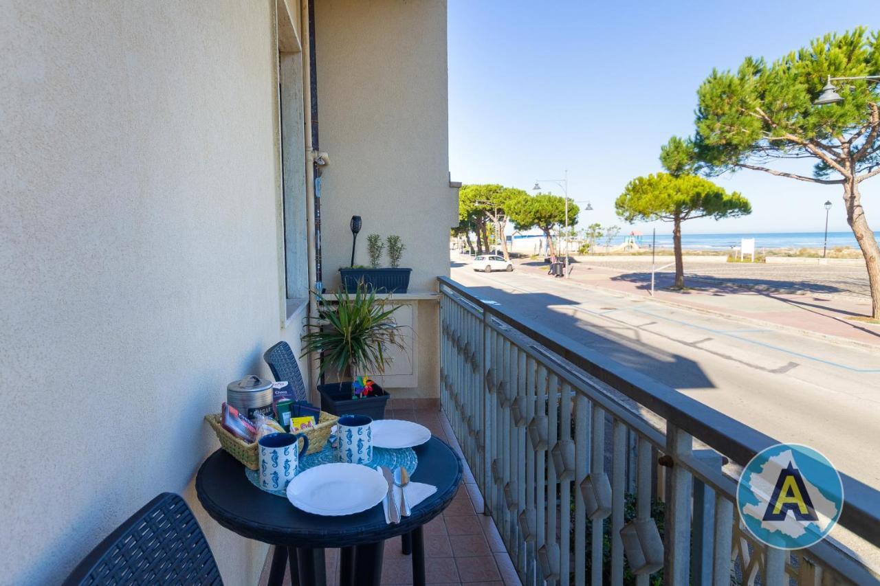 Casa Del Bello - Appartamento Di Fronte Al Mare A Silvi Silvi Marina Exteriör bild