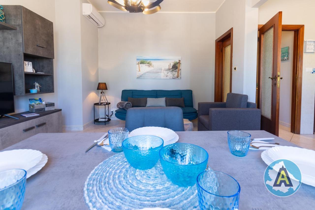 Casa Del Bello - Appartamento Di Fronte Al Mare A Silvi Silvi Marina Exteriör bild